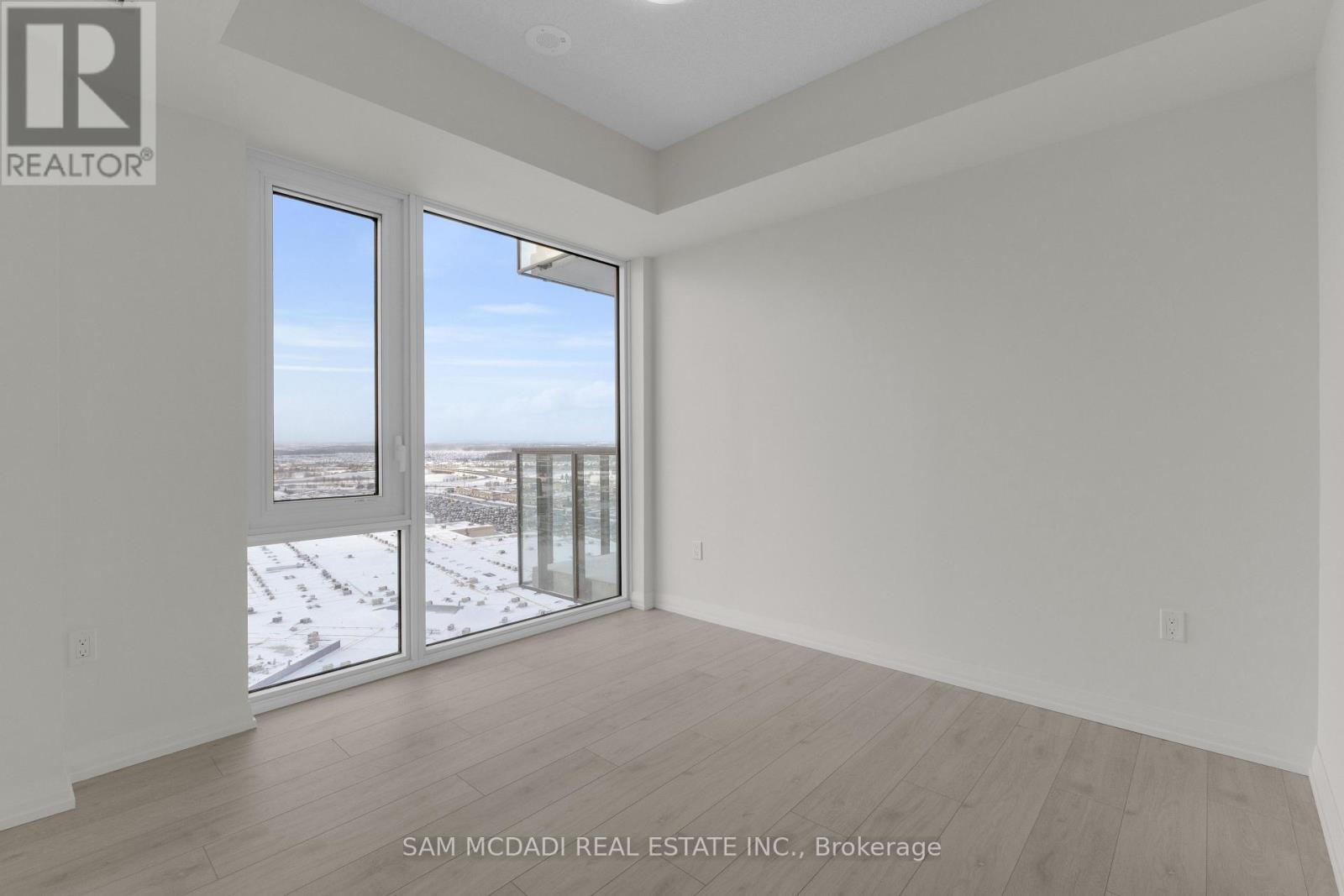 2205 - 27 Korda Gate, Vaughan, Ontario  L4K 0P6 - Photo 5 - N12779402