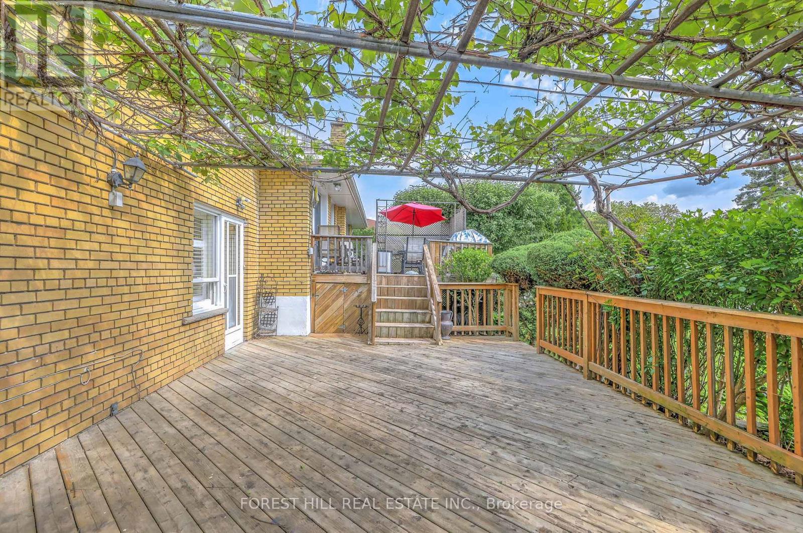 89 Portage Avenue, Toronto, Ontario  M9N 3H2 - Photo 41 - W12665418