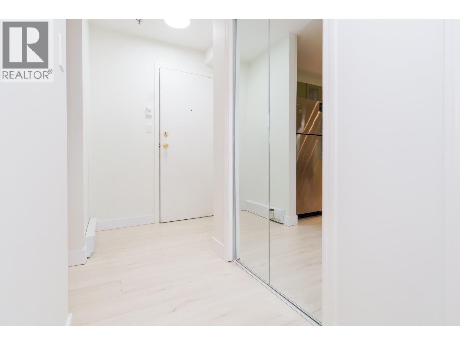 201 22351 St Anne Avenue, Maple Ridge, British Columbia  V2X 2E7 - Photo 16 - R3089529