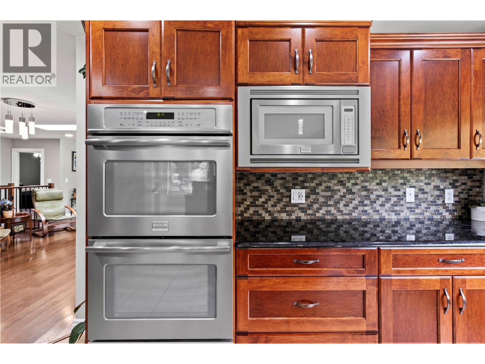 2746 Balmoral Road, Blind Bay, British Columbia  V0E 1H1 - Photo 30 - 10374879