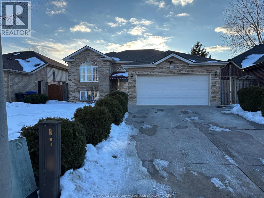 MLS# 26002676: 2383 ASKIN AVENUE Unit# LOWER, Windsor, Canada