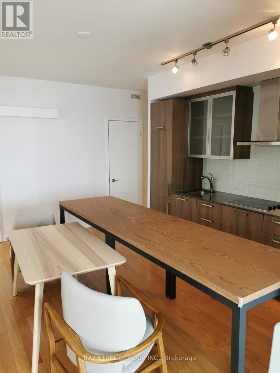 3704 - 12 York Street, Toronto, Ontario  M5J 0A9 - Photo 3 - C12784588