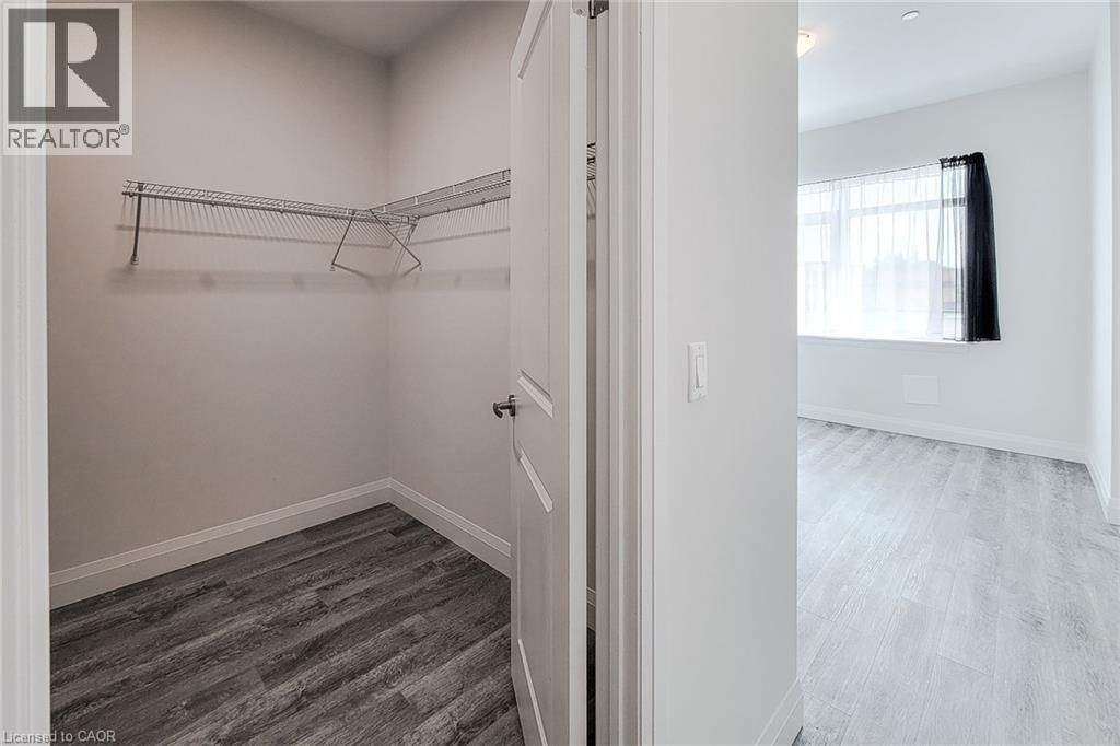 1 Redfern Avenue, Hamilton, Ontario  L9C 0E6 - Photo 28 - 40804404