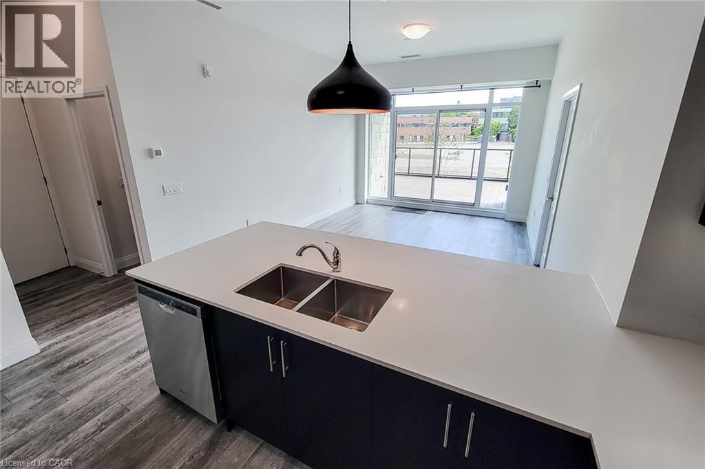 1 Redfern Avenue, Hamilton, Ontario  L9C 0E6 - Photo 6 - 40804404