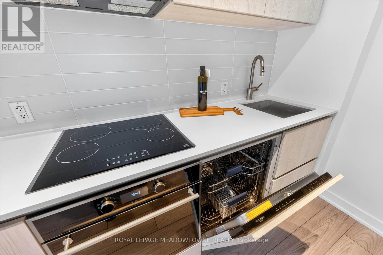 205n - 120 Broadway Avenue, Toronto, Ontario  M4P 1V7 - Photo 24 - C12785216