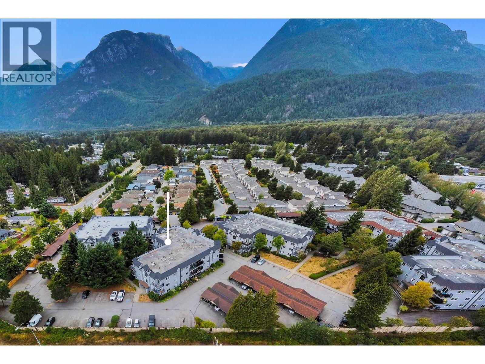 B309 40120 WILLOW CRESCENT, Squamish, British Columbia