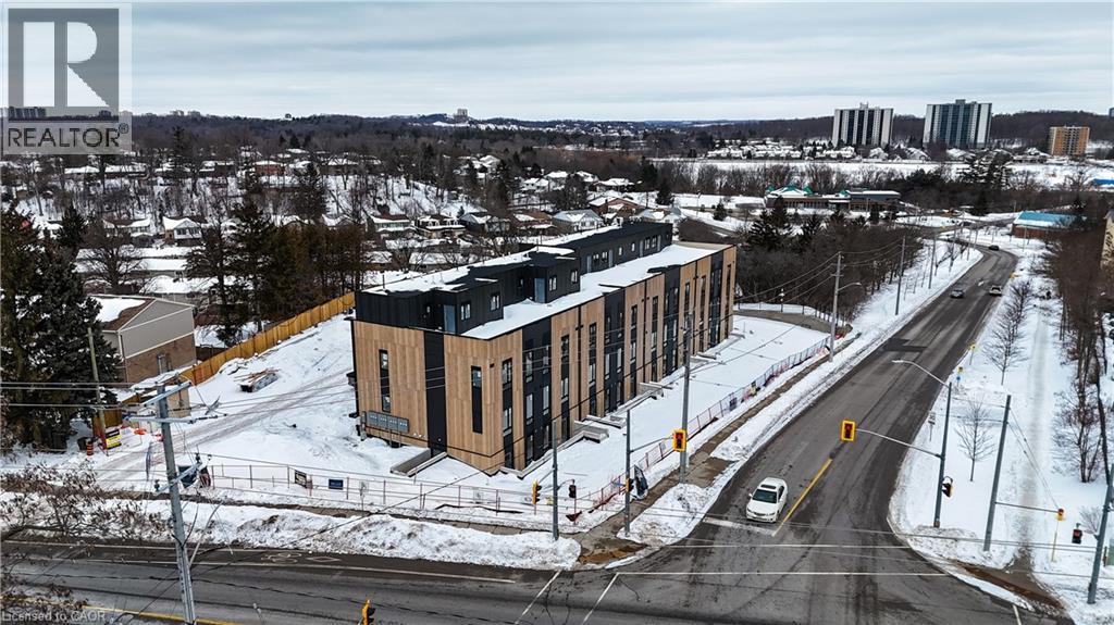 854 Doon Village Road Unit# 6, Kitchener, Ontario  N2P 1A3 - Photo 3 - 40803766