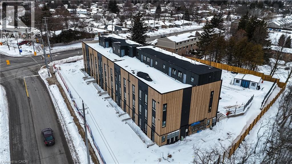 854 Doon Village Road Unit# 6, Kitchener, Ontario  N2P 1A3 - Photo 4 - 40803766