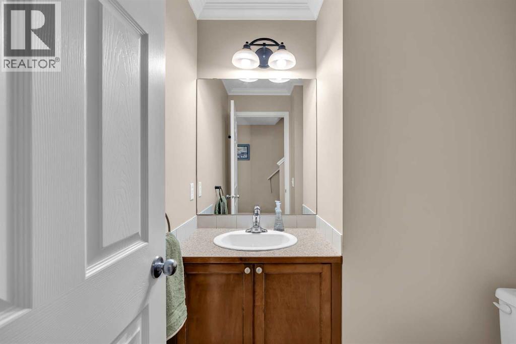 71 Eversyde Heath Sw, Calgary, Alberta  T2Y 4P8 - Photo 17 - A2285086