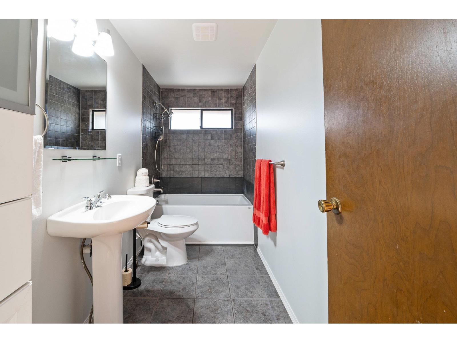 6640 133 Street, Surrey, British Columbia  V3W 8C3 - Photo 10 - R3088840