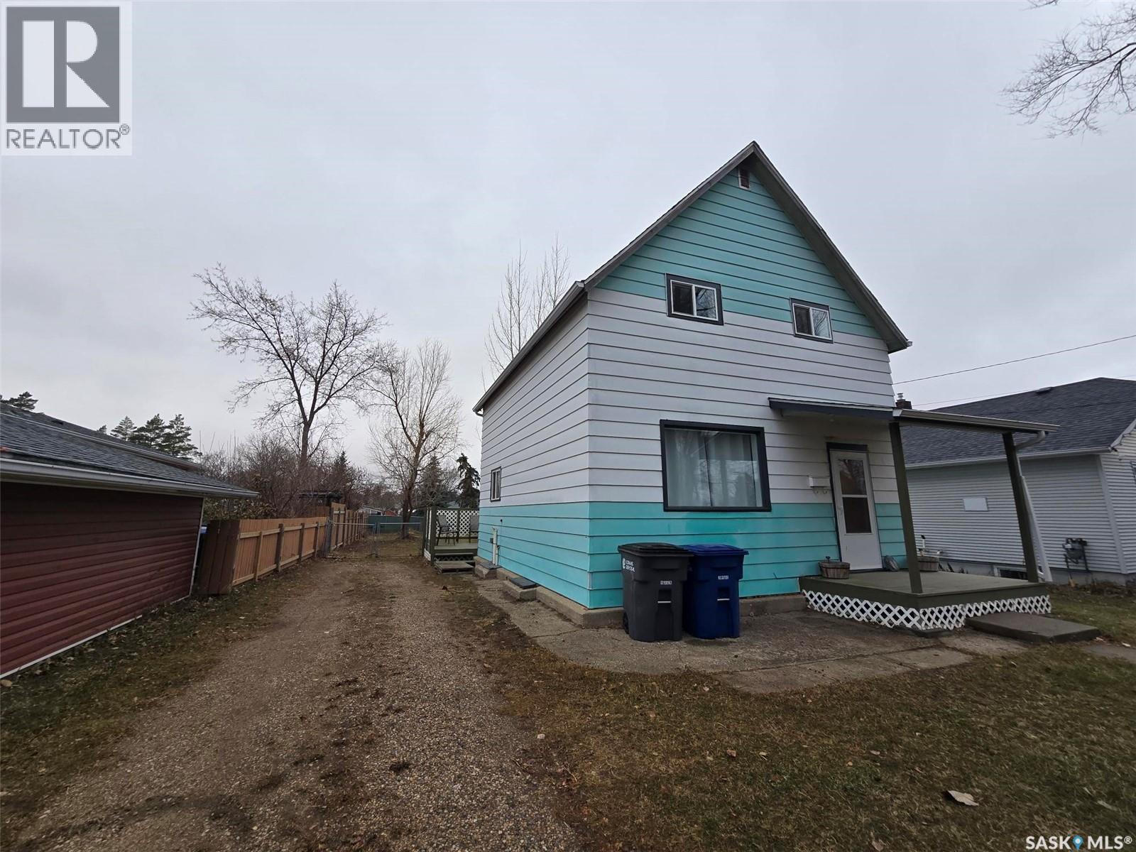 806 Pheasant Street, Grenfell, Saskatchewan  S0G 2B0 - Photo 1 - SK028493