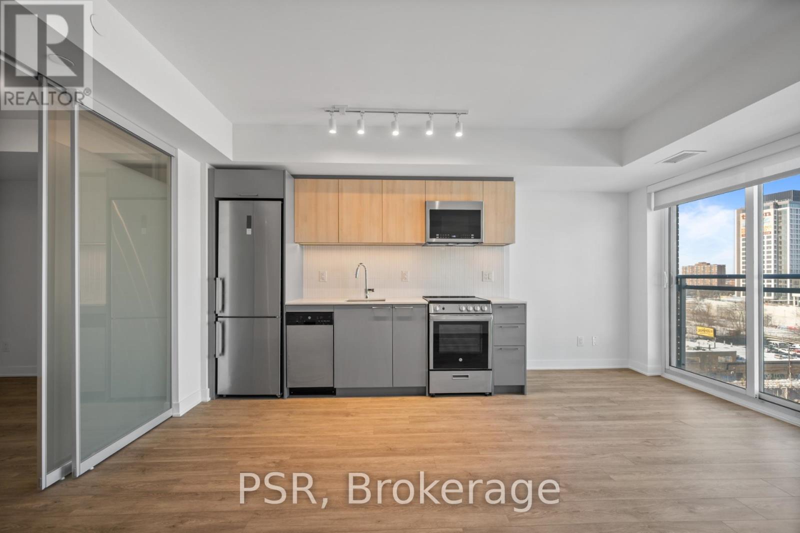 1007 - 299 Campbell Avenue, Toronto, Ontario  M6P 3V7 - Photo 3 - W12785180