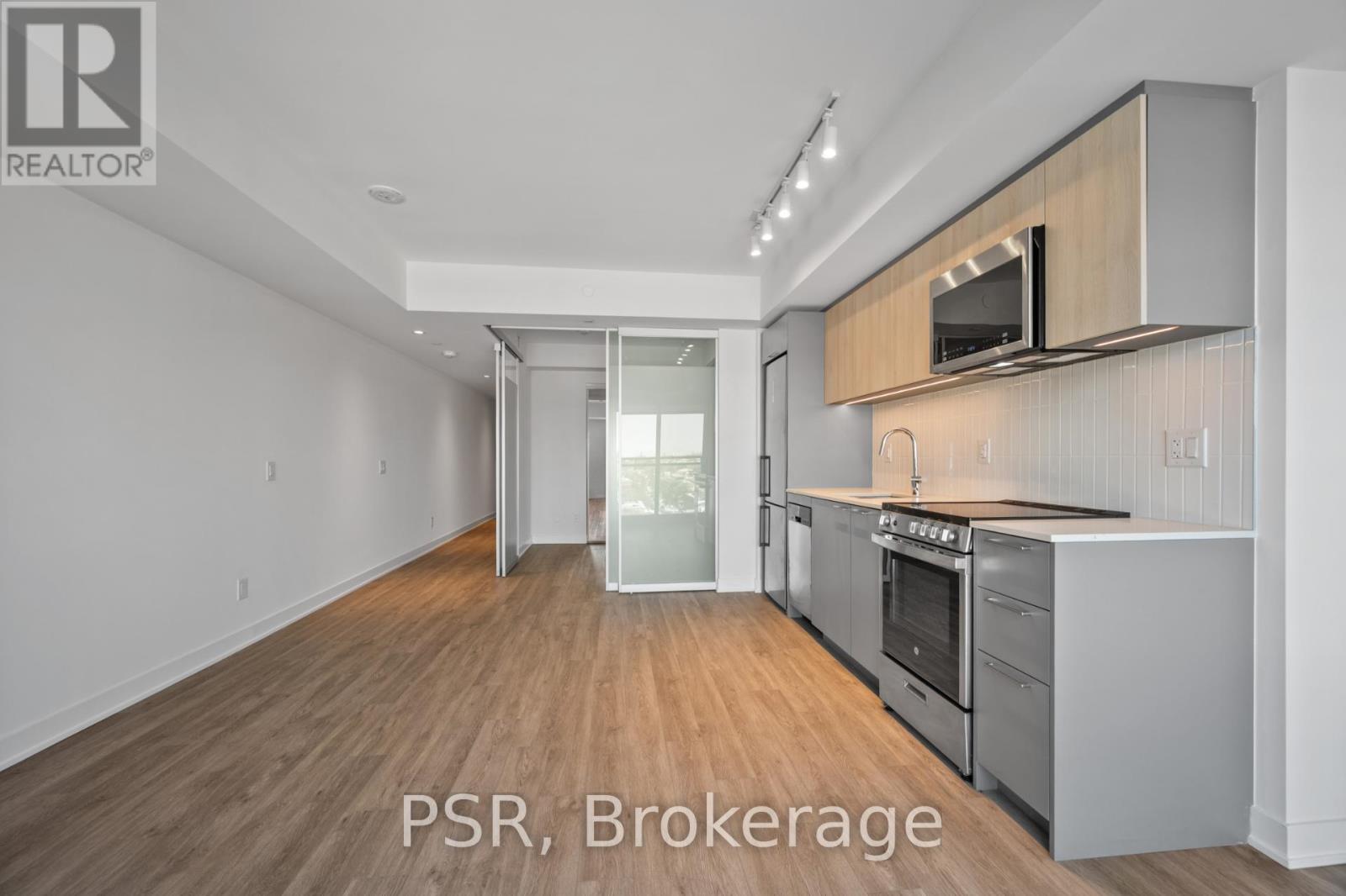 1007 - 299 Campbell Avenue, Toronto, Ontario  M6P 3V7 - Photo 6 - W12785180