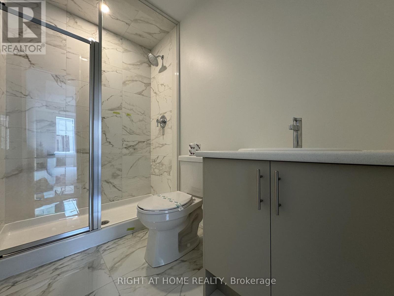 5 - 3421 Ridgeway Drive, Mississauga, Ontario  L5L 5T3 - Photo 11 - W12785214