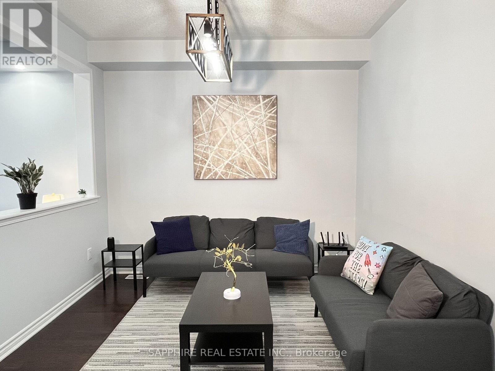 325 Trudeau Drive E, Milton, Ontario  L9T 8Y7 - Photo 7 - W12785236