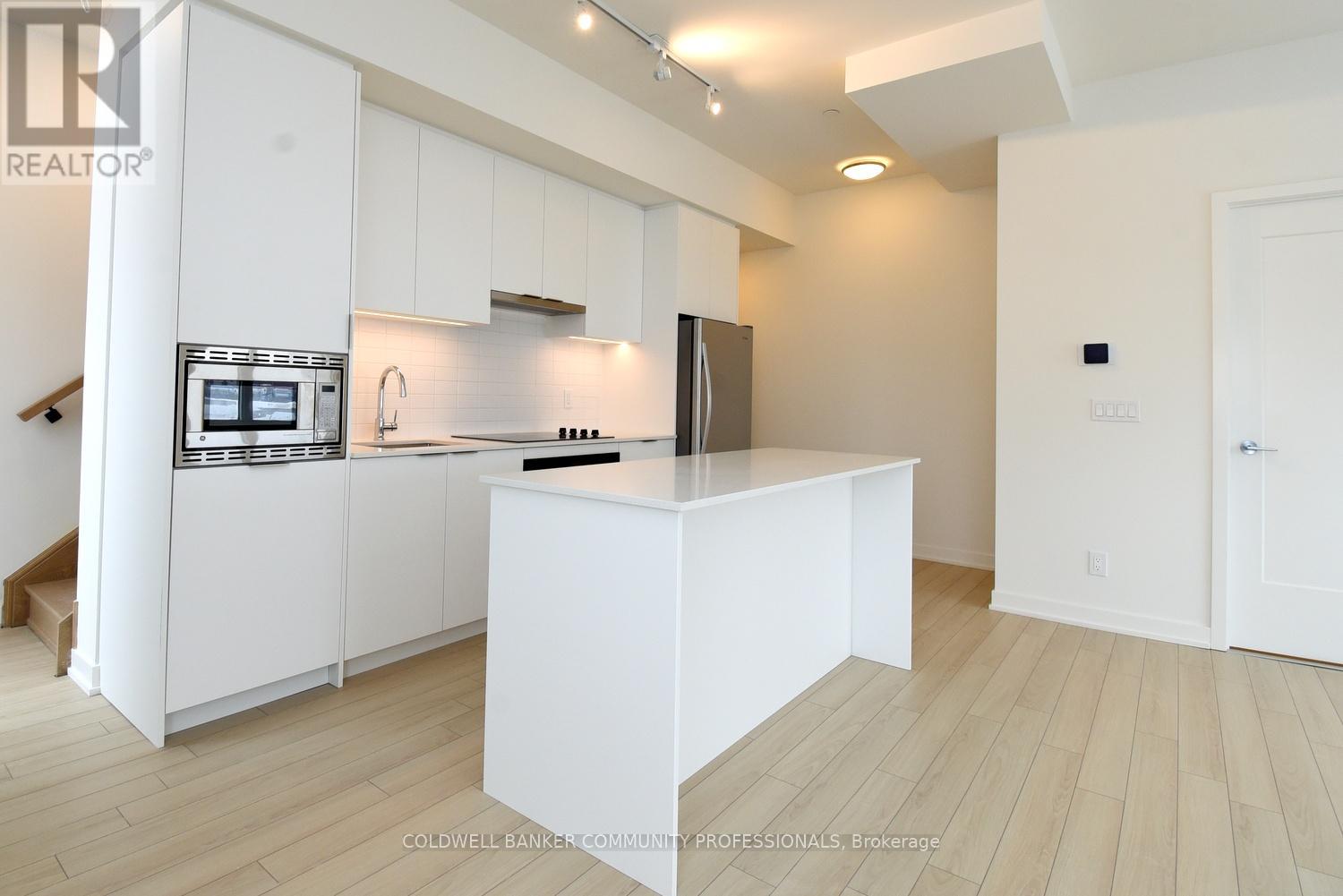 B-106 - 3071 Trafalgar Road, Oakville, Ontario  L6H 8C6 - Photo 15 - W12785254