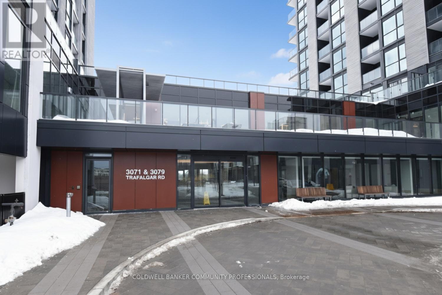 B-106 - 3071 Trafalgar Road, Oakville, Ontario  L6H 8C6 - Photo 2 - W12785254