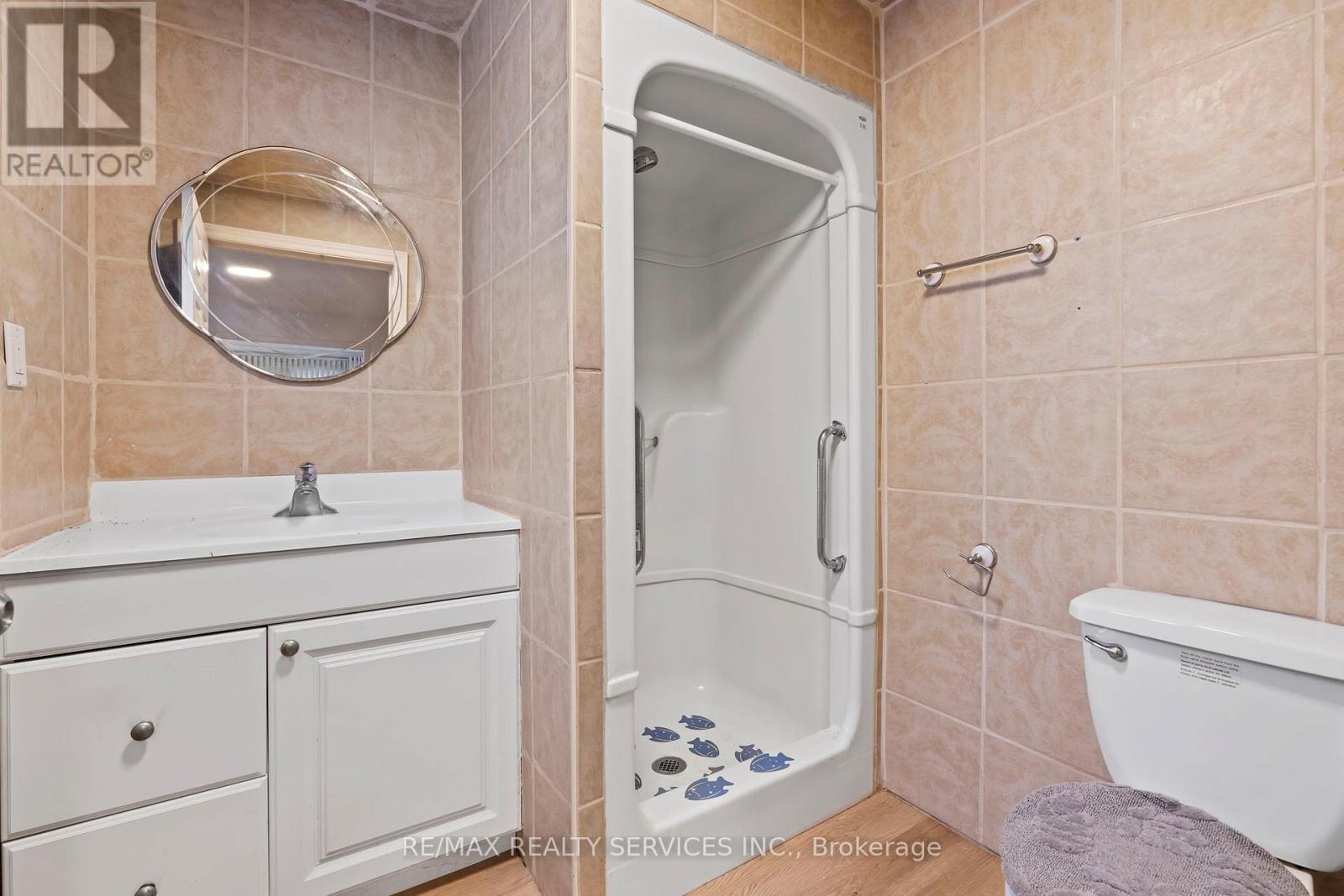 5292 Bridge Street, Niagara Falls, Ontario  L2E 2T3 - Photo 11 - X12785190