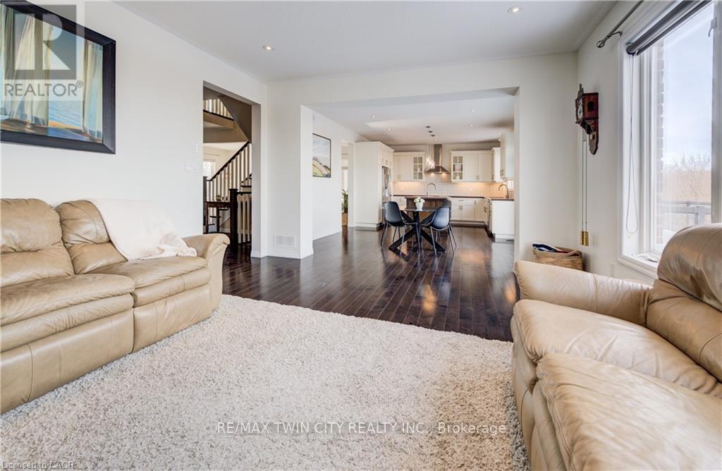 268 Evens Pond Crescent, Kitchener, Ontario  N2R 0B8 - Photo 20 - X12785212