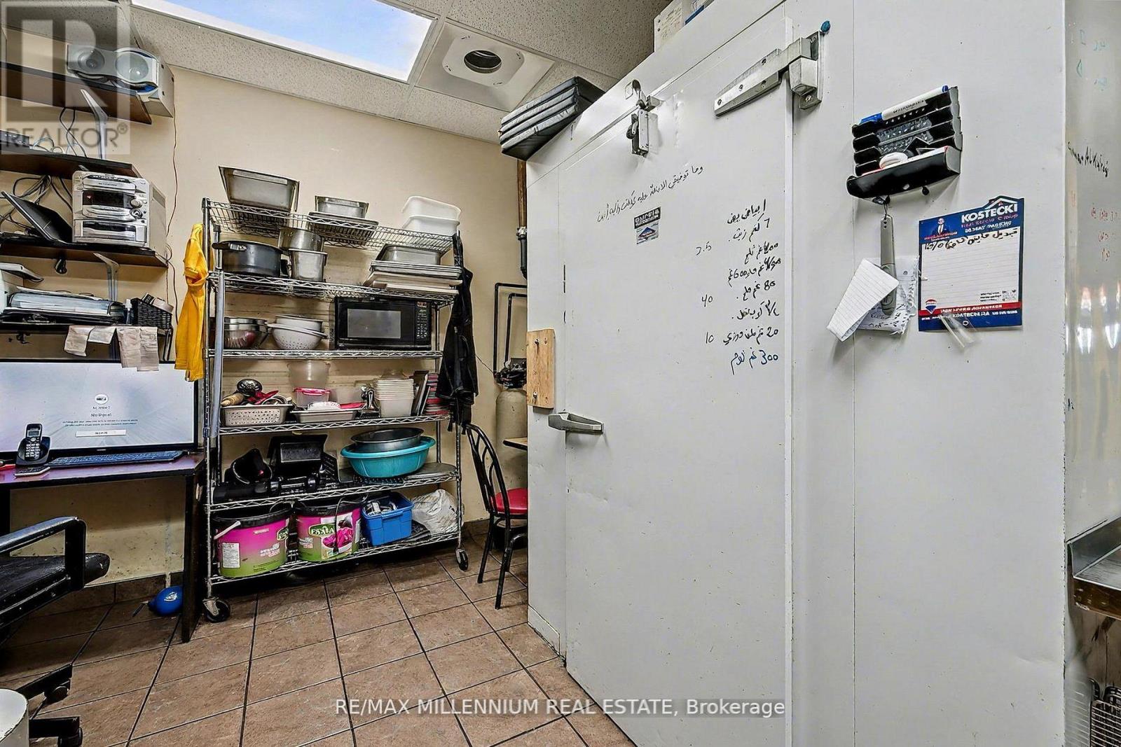 104 - 325 Max Becker Drive, Kitchener, Ontario  N2E 4H5 - Photo 14 - X12785232