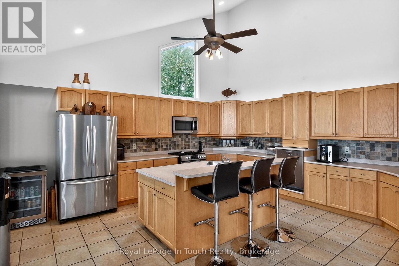 201 Sawlog Point Road, Tiny, Ontario  L9M 0B1 - Photo 17 - S12785272