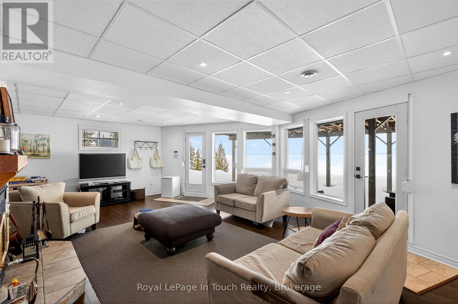 201 Sawlog Point Road, Tiny, Ontario  L9M 0B1 - Photo 33 - S12785272