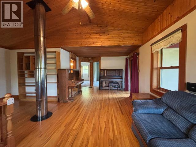 1217 7th Avenue, Dawson City, Yukon  Y0B 1G0 - Photo 10 - 17059