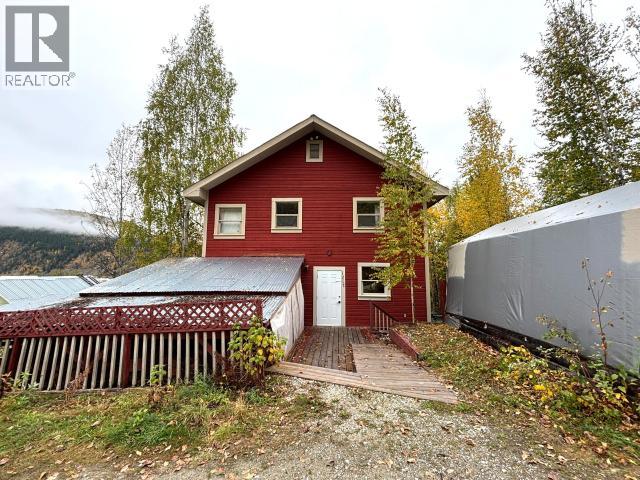1217 7th Avenue, Dawson City, Yukon  Y0B 1G0 - Photo 2 - 17059