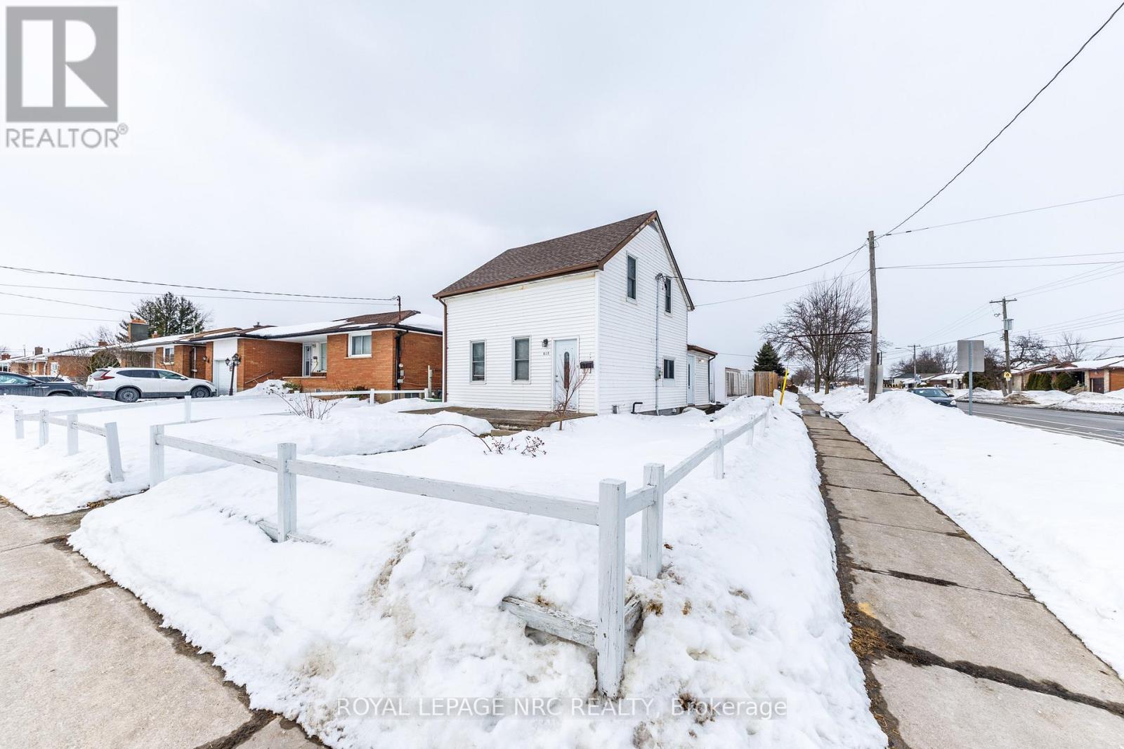 625 Lincoln Street, Welland, Ontario  L3B 4R2 - Photo 1 - X12778884