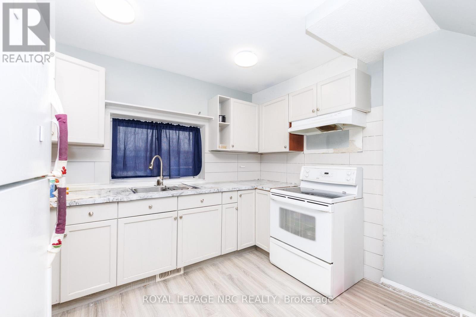 625 Lincoln Street, Welland, Ontario  L3B 4R2 - Photo 4 - X12778884