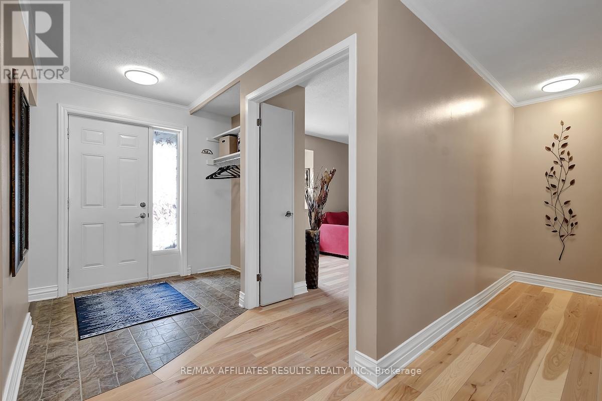 44 - 5 Arbor Ridge, Ottawa, Ontario  K2S 1B9 - Photo 3 - X12785340
