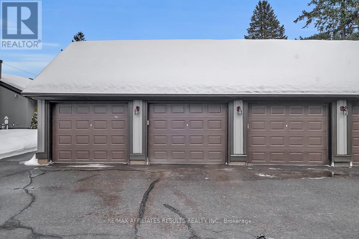 44 - 5 Arbor Ridge, Ottawa, Ontario  K2S 1B9 - Photo 42 - X12785340