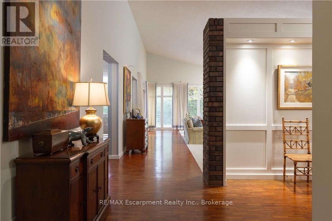 1168 Carey Road, Oakville, Ontario  L6J 2E4 - Photo 6 - W12785298