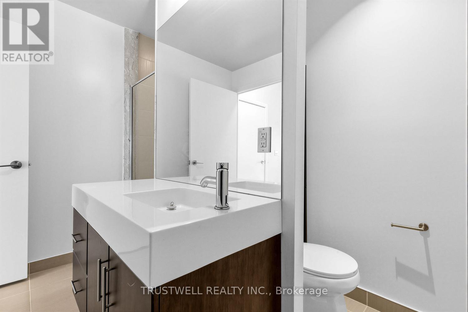 Ph21 - 35 Brian Peck Crescent, Toronto, Ontario  M4G 0A5 - Photo 17 - C12741248