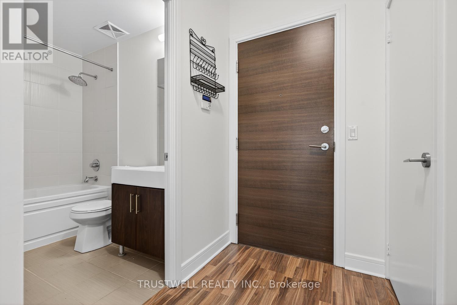 Ph21 - 35 Brian Peck Crescent, Toronto, Ontario  M4G 0A5 - Photo 22 - C12741248