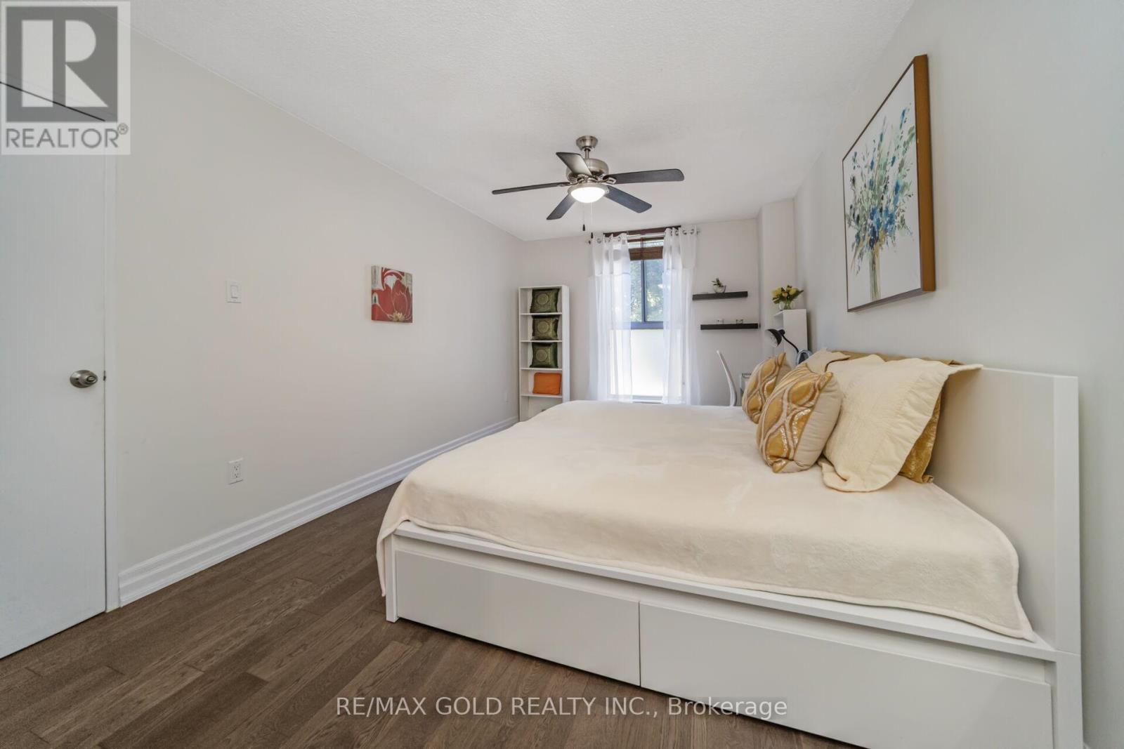 404 - 1964 Main Street W, Hamilton, Ontario  L8S 0E9 - Photo 24 - X12785036