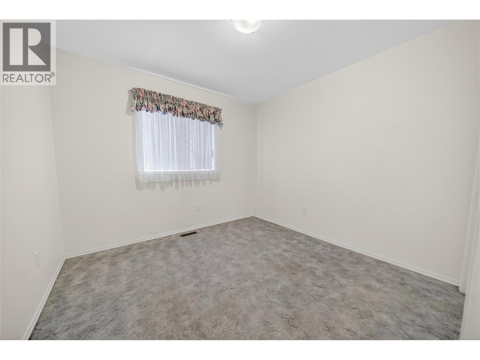 2628 3a Street S, Cranbrook, British Columbia  V1C 5B1 - Photo 18 - 10374549