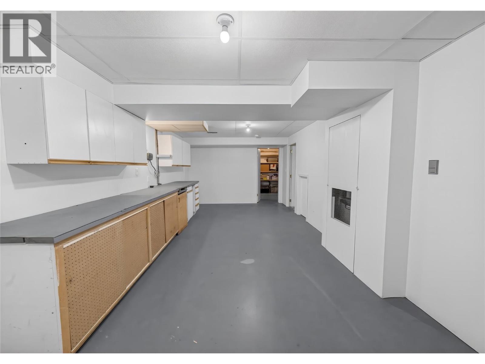 2628 3a Street S, Cranbrook, British Columbia  V1C 5B1 - Photo 28 - 10374549