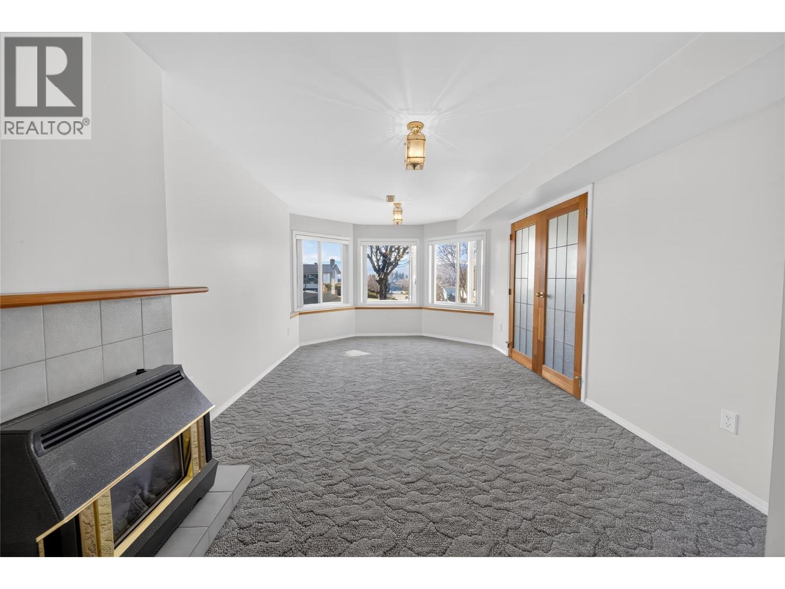 2628 3a Street S, Cranbrook, British Columbia  V1C 5B1 - Photo 5 - 10374549