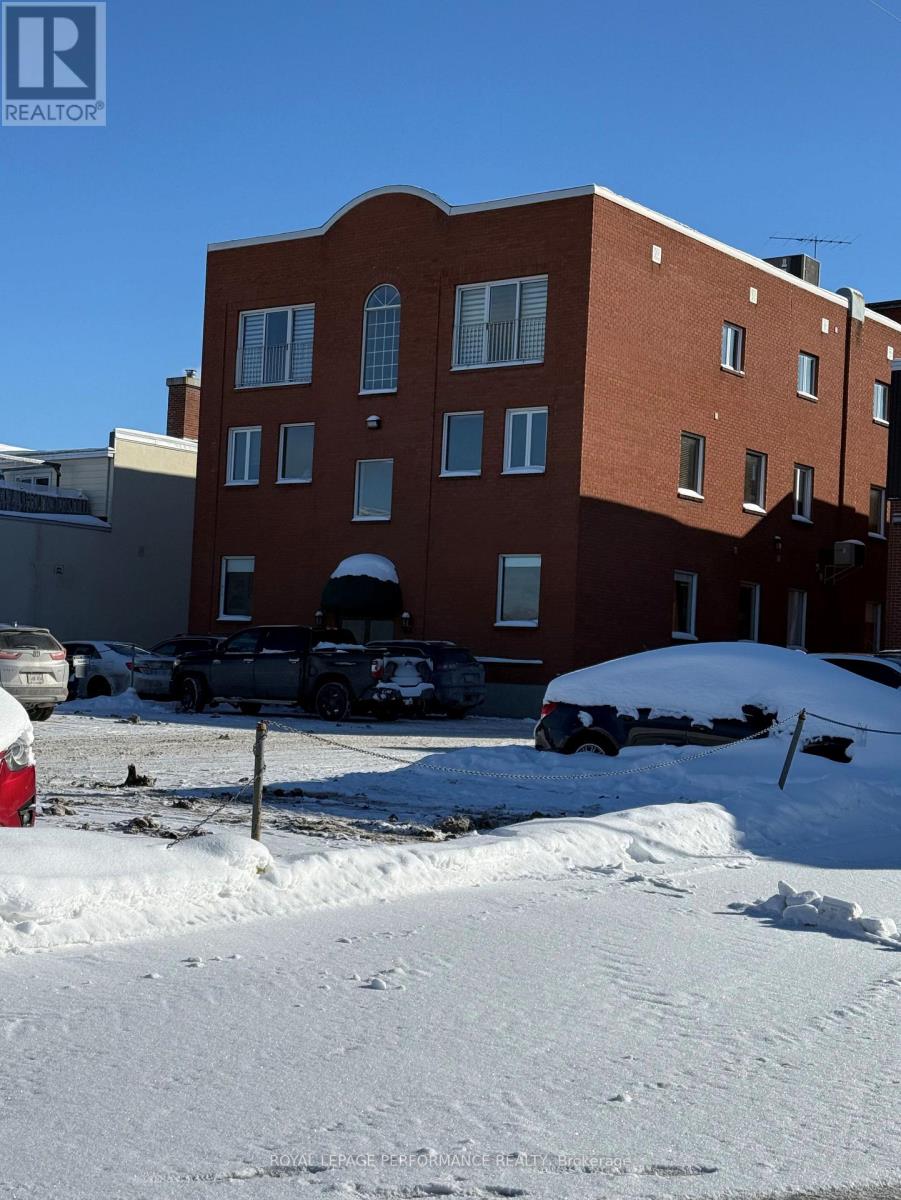 115-117-119 Main Street, Hawkesbury, Ontario  K6A 1A1 - Photo 2 - X12785338