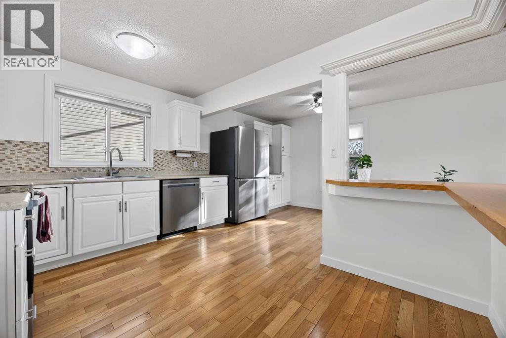 98 Ranch Glen Drive Nw, Calgary, Alberta  T3G 1E5 - Photo 9 - A2281100