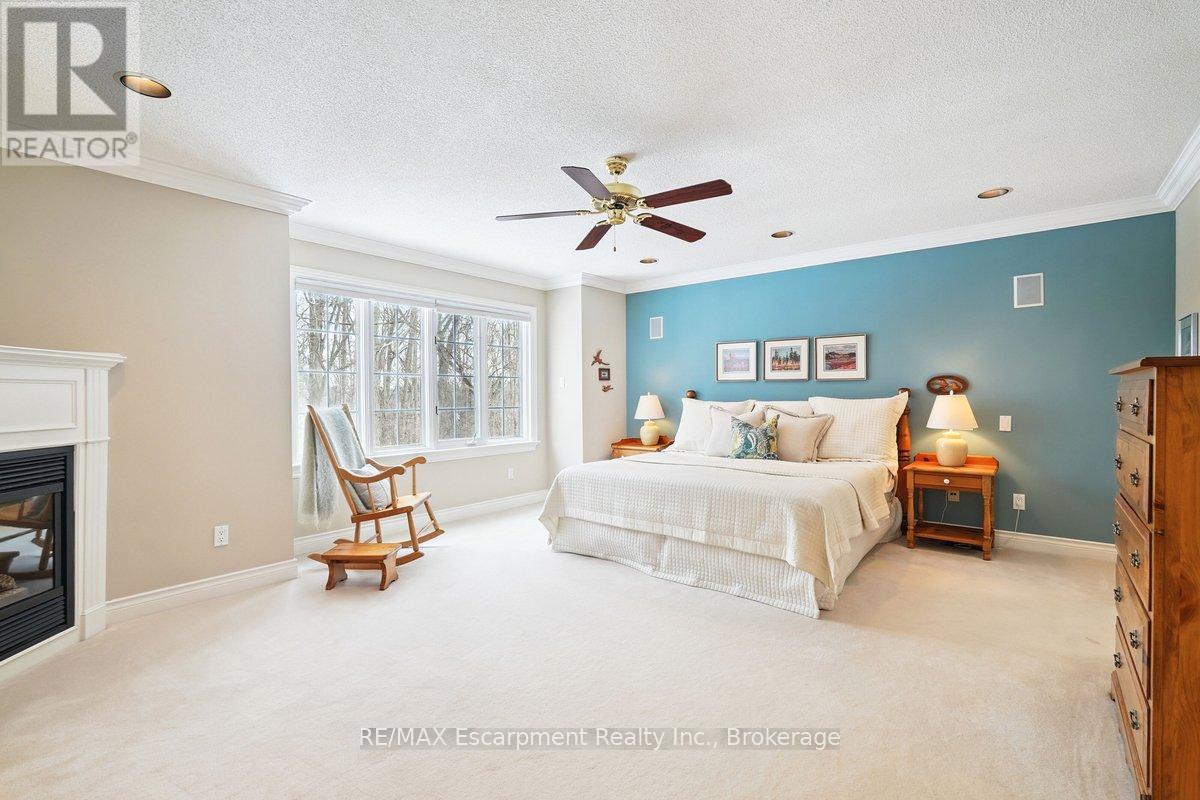 16 - 2303 Hill Ridge Court, Oakville, Ontario  L6M 3N3 - Photo 15 - W12777682