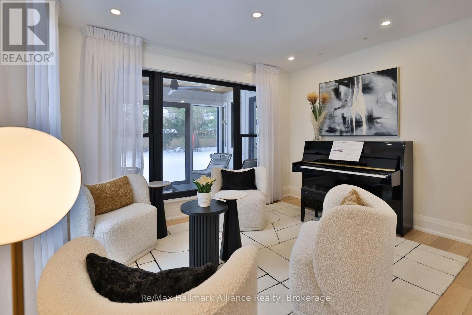 200 Chartwell Road, Oakville, Ontario  L6J 3Z8 - Photo 7 - W12783046