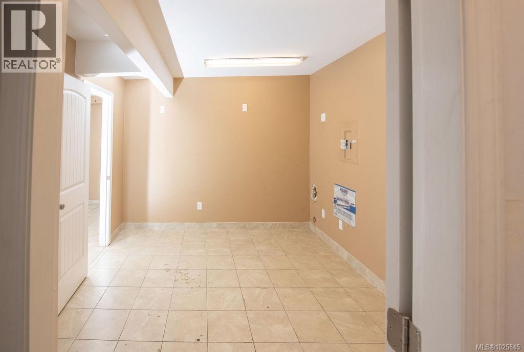 2130 Cliffe Ave, Courtenay, British Columbia  V9N 2L4 - Photo 25 - 1025845