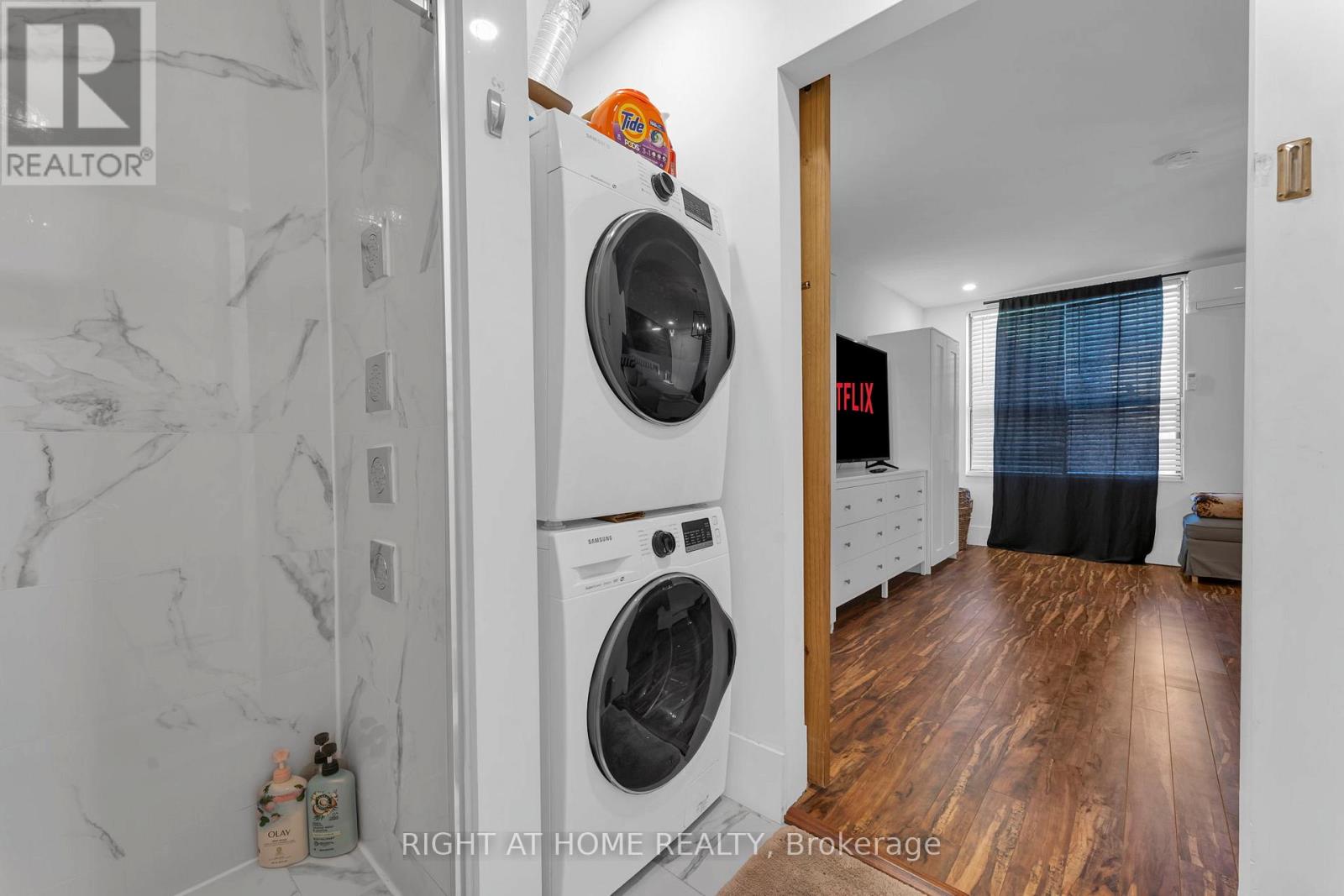 418 Queen Street W, Toronto, Ontario  M5V 2A7 - Photo 35 - C12785352