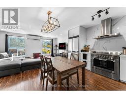 418 QUEEN STREET W, Toronto, Ontario