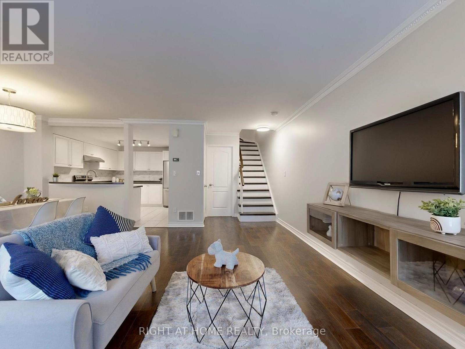 B28 - 108 Finch Avenue W, Toronto, Ontario  M2N 6W6 - Photo 10 - C12785356