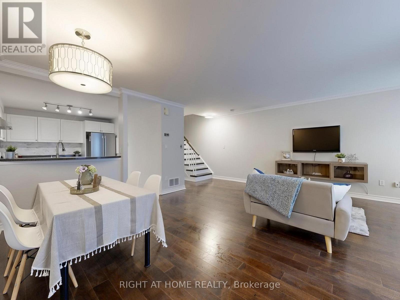 B28 - 108 Finch Avenue W, Toronto, Ontario  M2N 6W6 - Photo 17 - C12785356