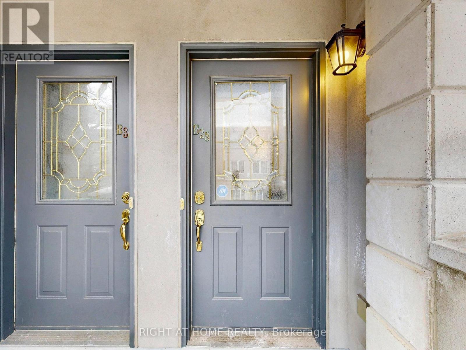 B28 - 108 Finch Avenue W, Toronto, Ontario  M2N 6W6 - Photo 4 - C12785356