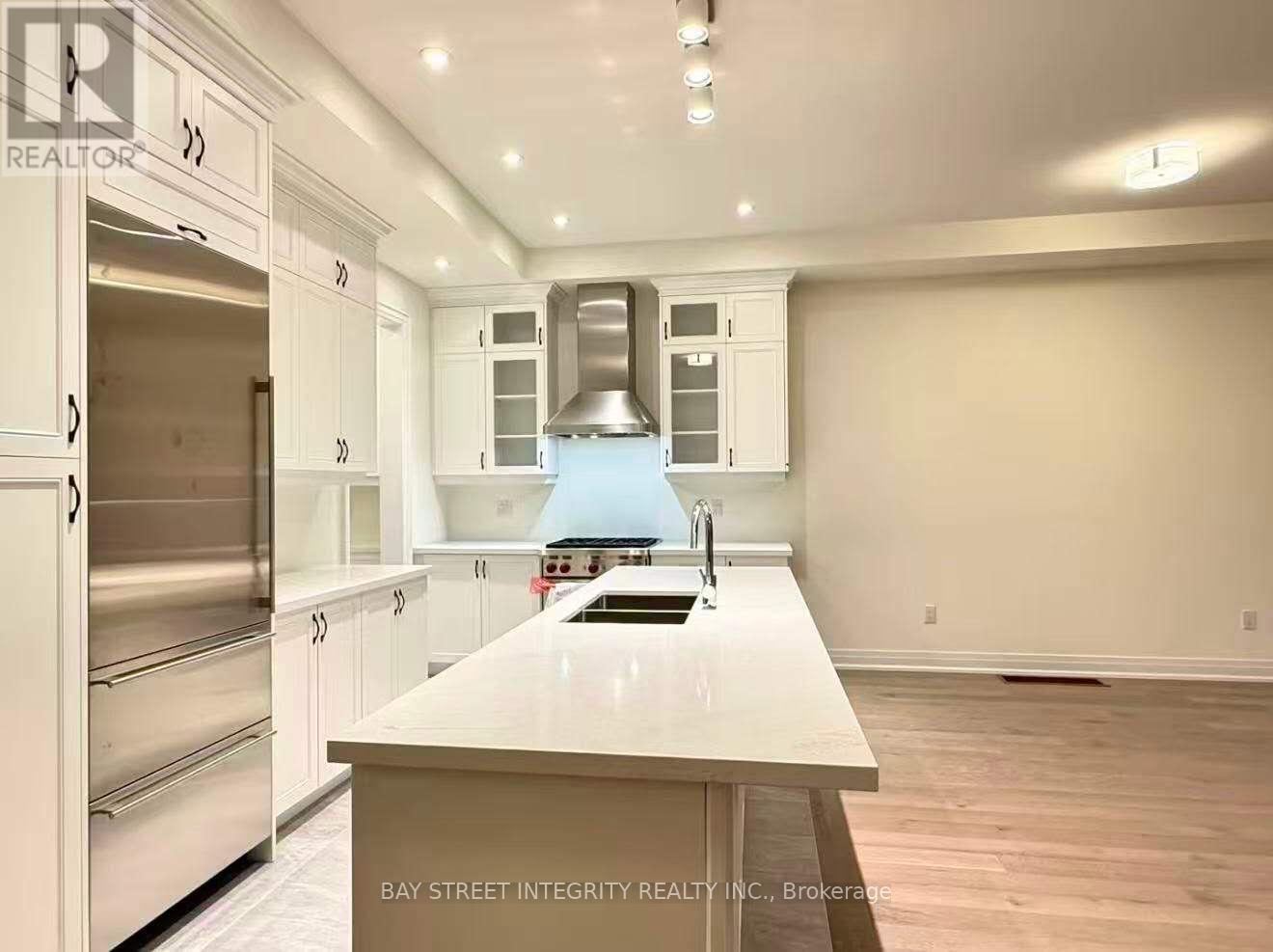 9 West Village Lane, Markham, Ontario  L6C 3L5 - Photo 13 - N12785312